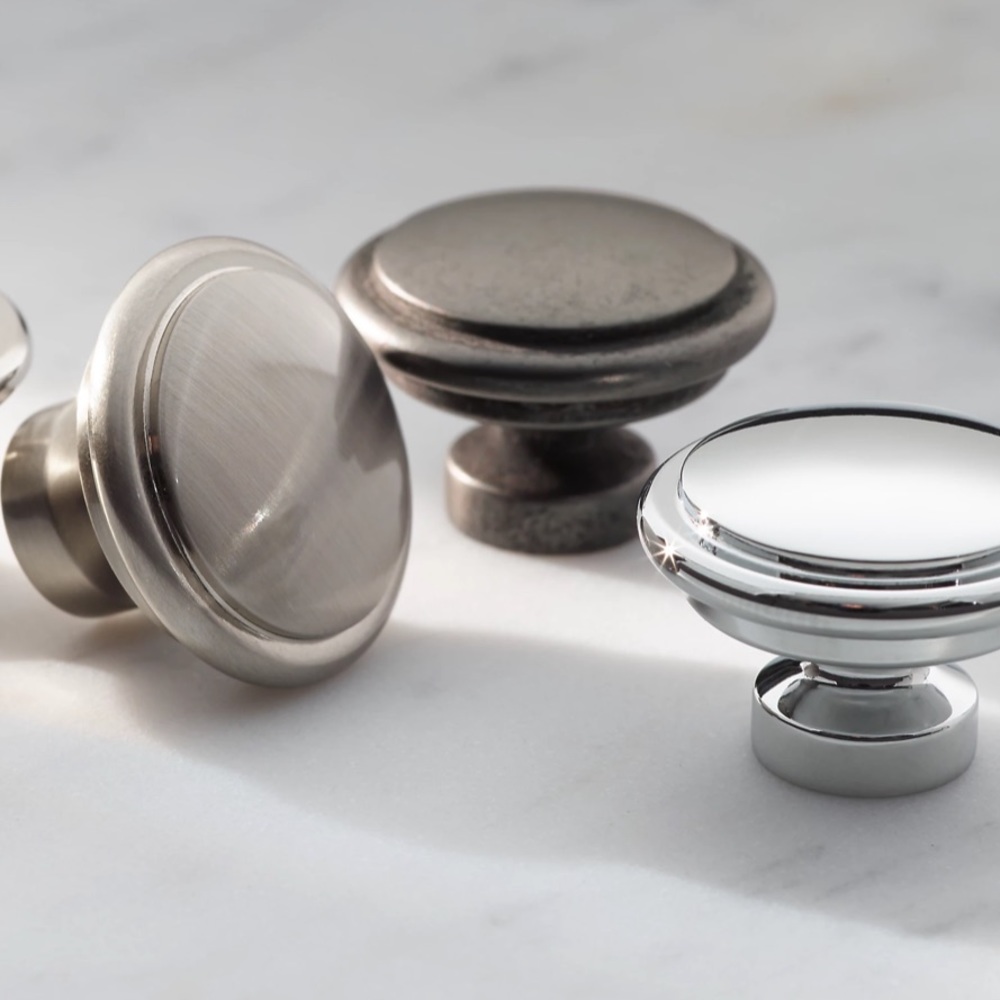 LUGARNO KNOB 1.5 inch polished chrome Restoration Hardware - Picture 3 of 6